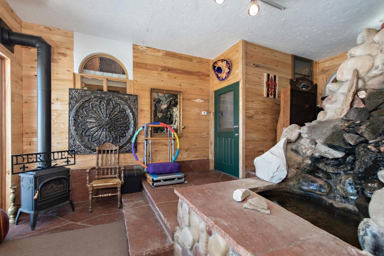 Wanderer Studio, An Off Grid Mountain Guest Studio With Fantastic Views Glenwood Springs Exteriör bild