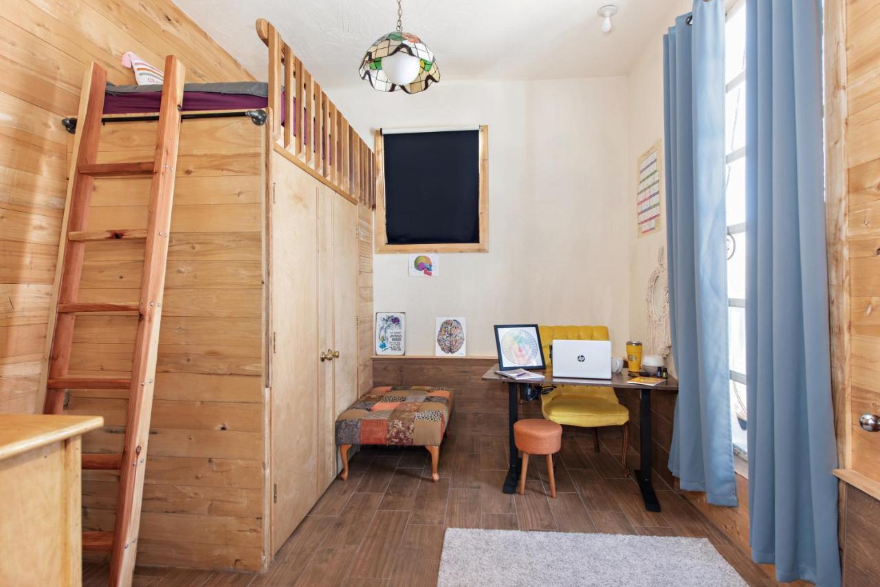 Wanderer Studio, An Off Grid Mountain Guest Studio With Fantastic Views Glenwood Springs Exteriör bild